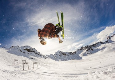 九游娱乐官方平台-欧洲明星球员伤愈复出，助球队摘下胜利，2021欧洲球星